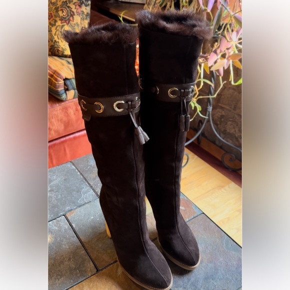 GUCCI💥NOW ON TREND❗️💥Rare Super Luxurious Mink lining tall dark brown EUC size 8 - Picture 12 of 16